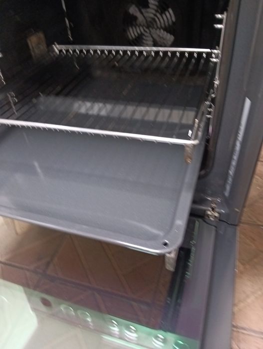 Иноксова свободно стояща печка с керамичен VOSS Electrolux с Гаранция!