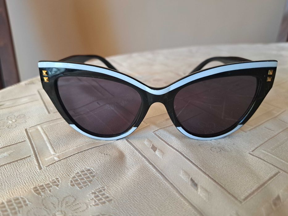 Дамски слънчеви очила - различни модели