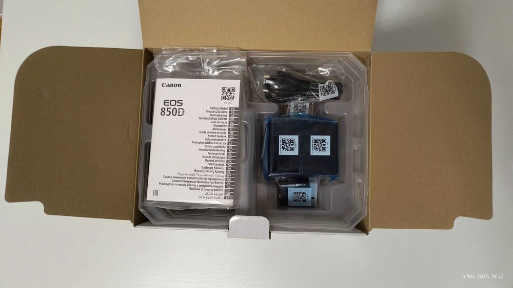 Canon Eos 850d + kit ef-s 18-135 is usm