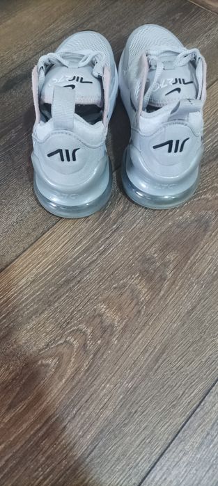 Детски маратонки Nike air max 270