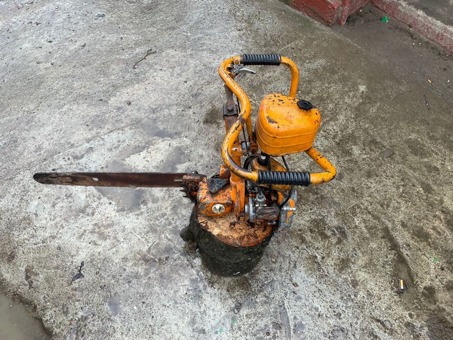 Motofierǎstrǎu rusesc 4M Elektron