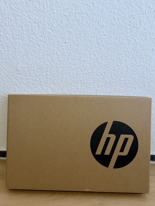 HP лаптоп Ryzen 7700U, 16GB RAM, 512GB SSD – Нов, неразопакован