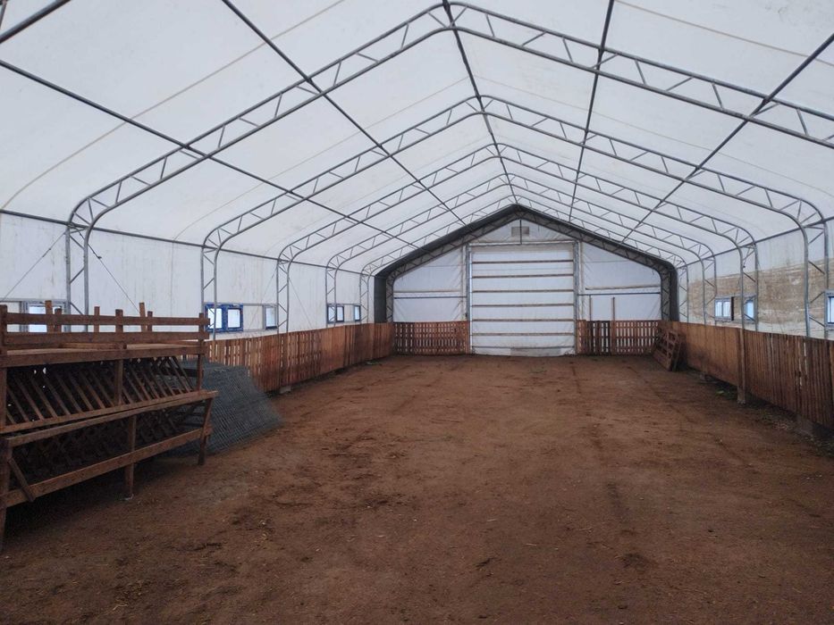 Cort de depozitare 10mx25m structura dubla, prelata 900g/mp2 , folosite 3 luni, minus 25% din pretul pietei
