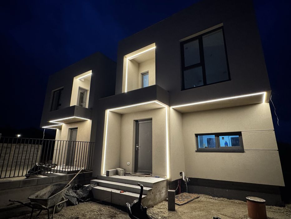 Duplex 1/2 fara pereti comuni Lugoj 2026