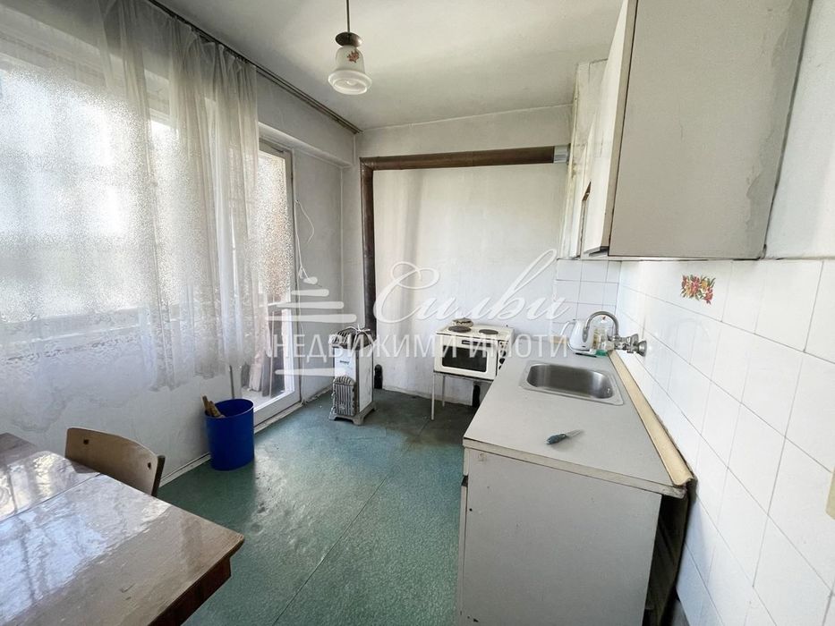 Продава се Тристаен апартамент в Шумен, Боян Българанов 1 - 77 кв.м за 1027 €/кв.м - Снимка #5