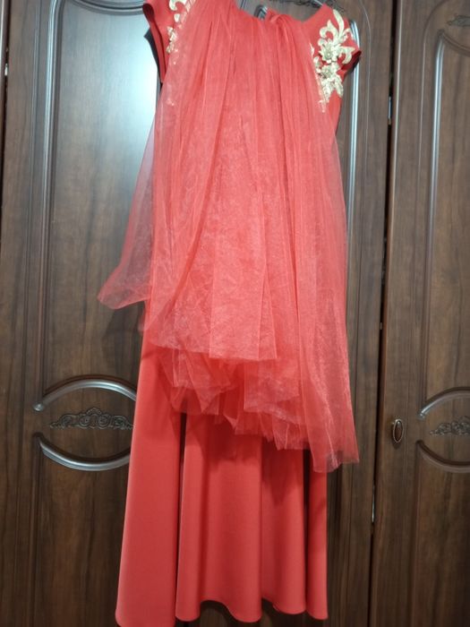 Платье дизайнерское, вечернее