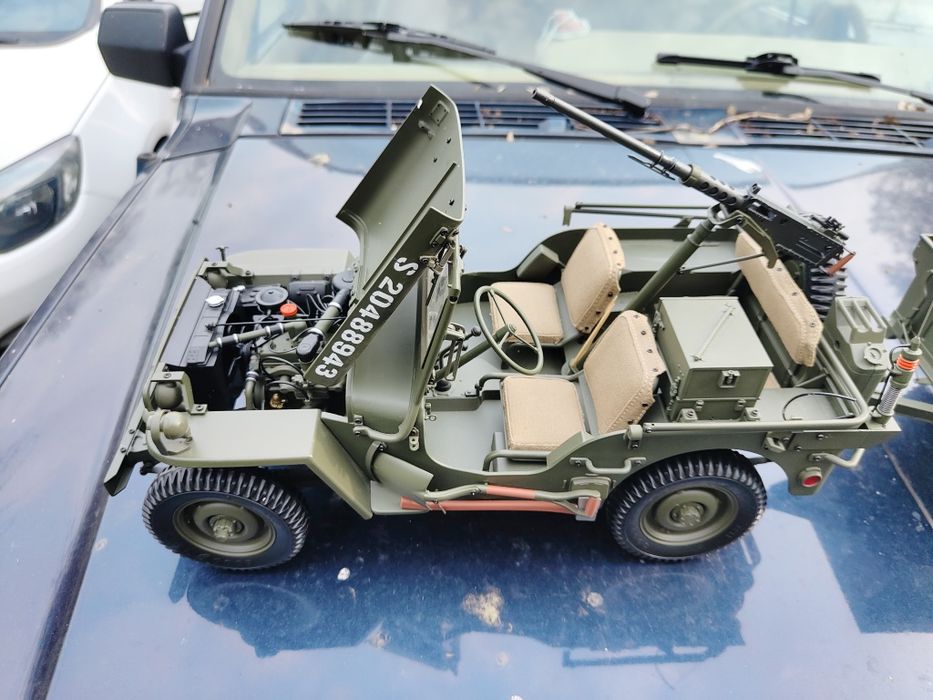 Macheta Jeep Willys 1/8 (45 cm lungime ]