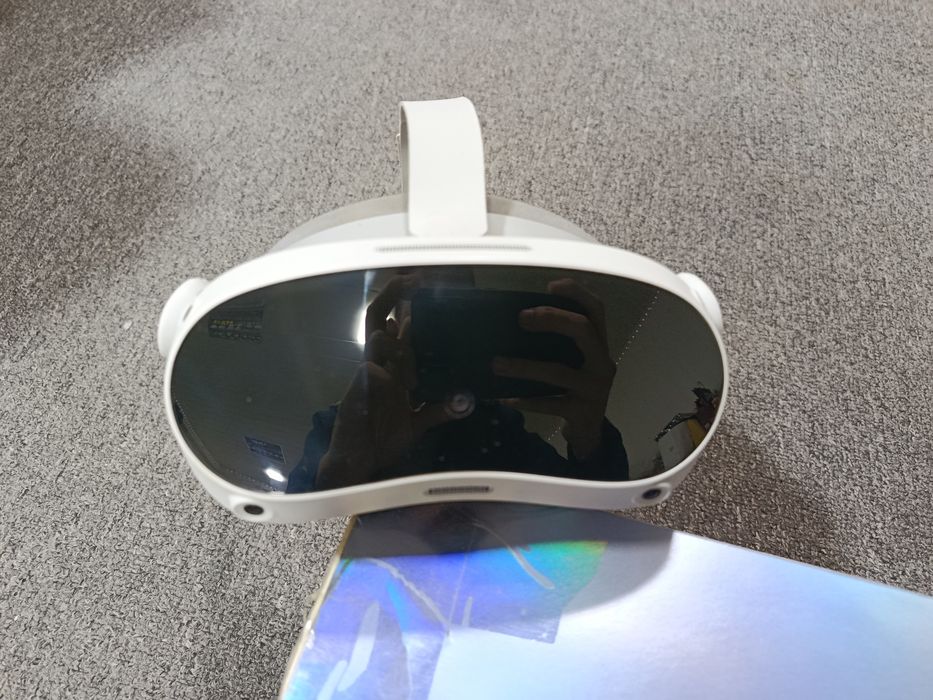 Pico-4 8оп/256гб