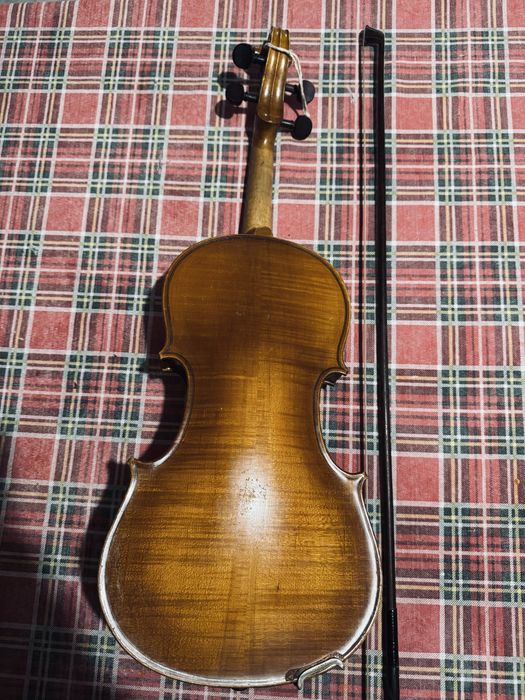 Vioara veche de lutier