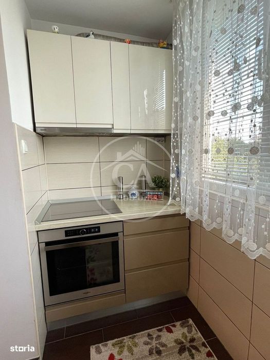 Apartament cu 3 camere de inchiriat in zona Nufarul, Oradea.
