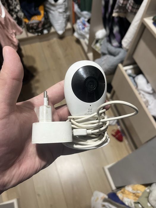 Продам камеру Ezviz