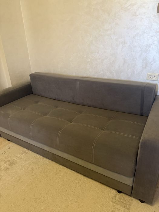 Диван серый, удобный