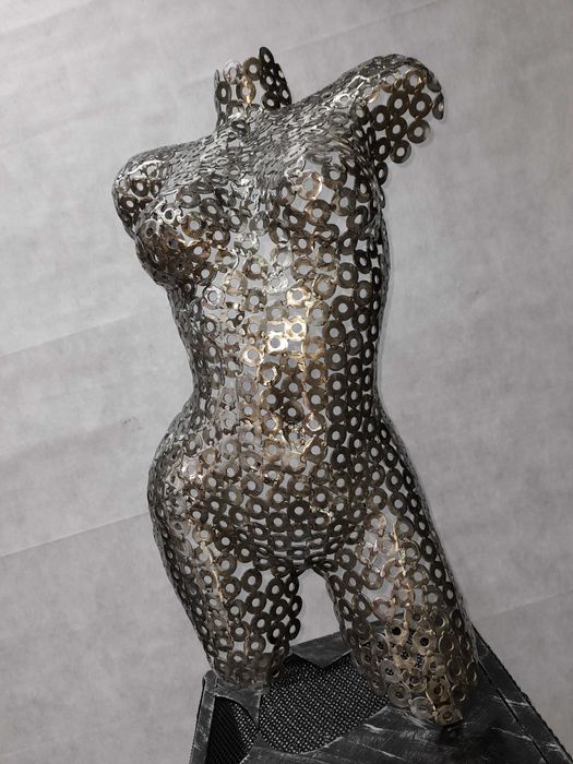 sculptura bust- cadou inedit- decor fier stil industrial