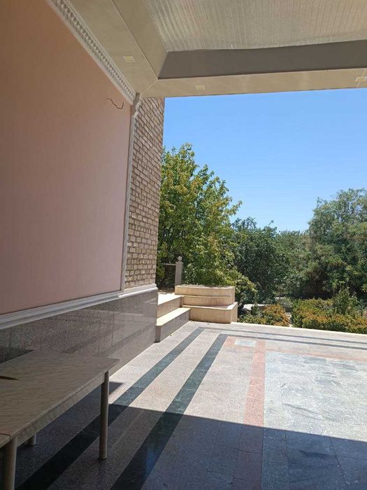 Продается элитный участок 8,5 соток в центре города Бухары