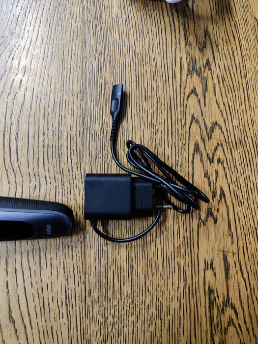 Электробритва Braun