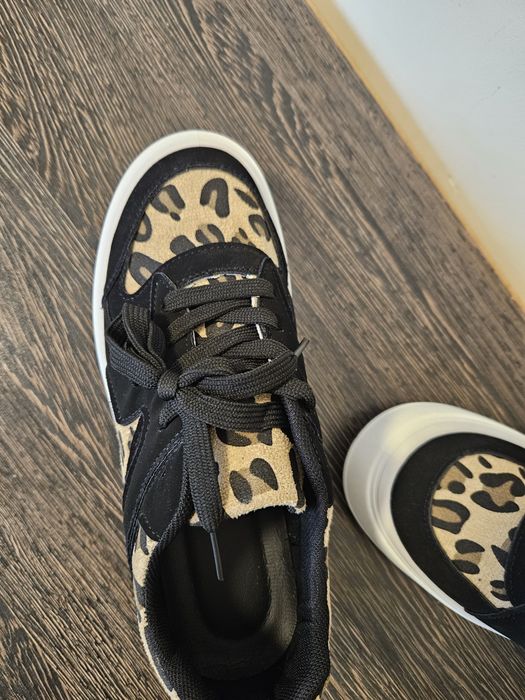 Нови кецове с леопардов принт н.39/40