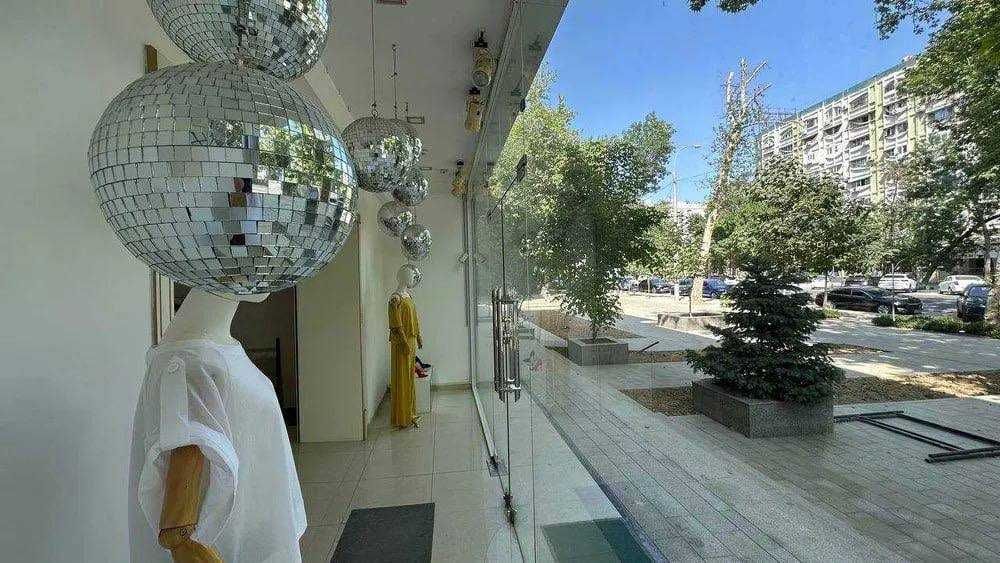 Аренда помещения, Ц-1 Садыка Азимова 110 кв.м и 250 кв.м