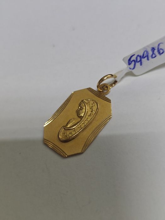 Pandantiv aur 18k 4.18gr (r)