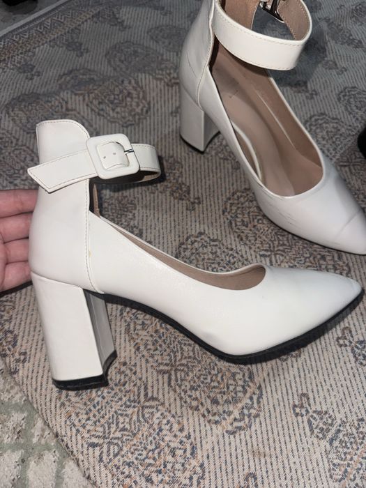 белые туфли вечерние 38размер