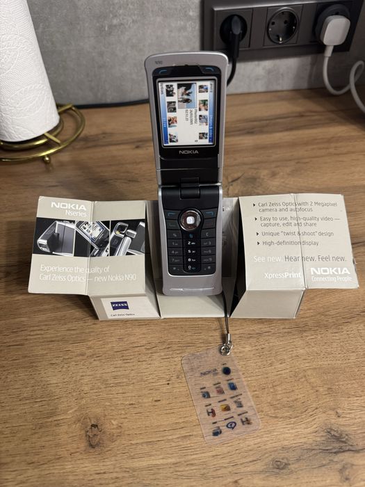 Nokia n90 (макет телефона)