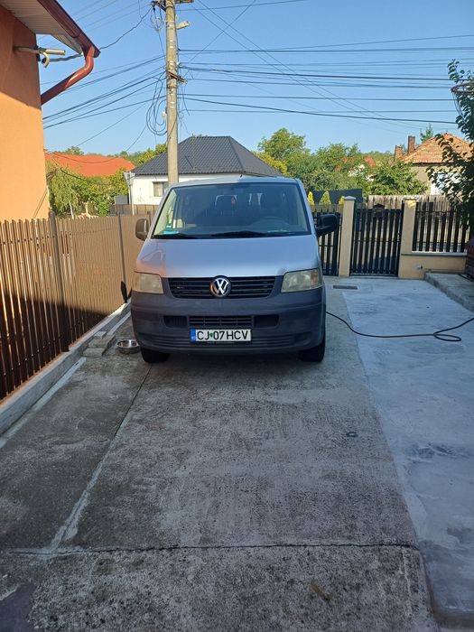 Vând VW Caravelle Transporter T5