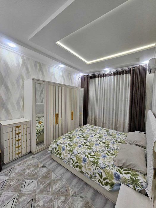 Сергели .Хонтепа Продам отличный 7 комнатный дом на 2.25 сотках.