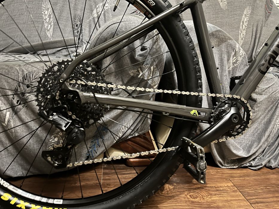 cannondale trail 5 “29” “L”