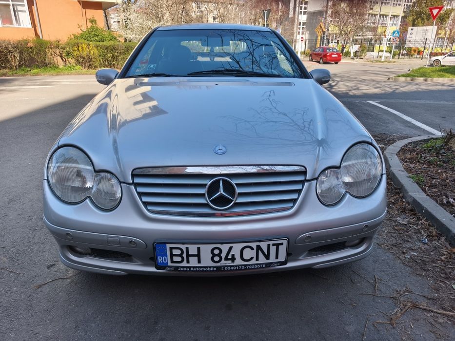Vând Mercedes coupe 203CL