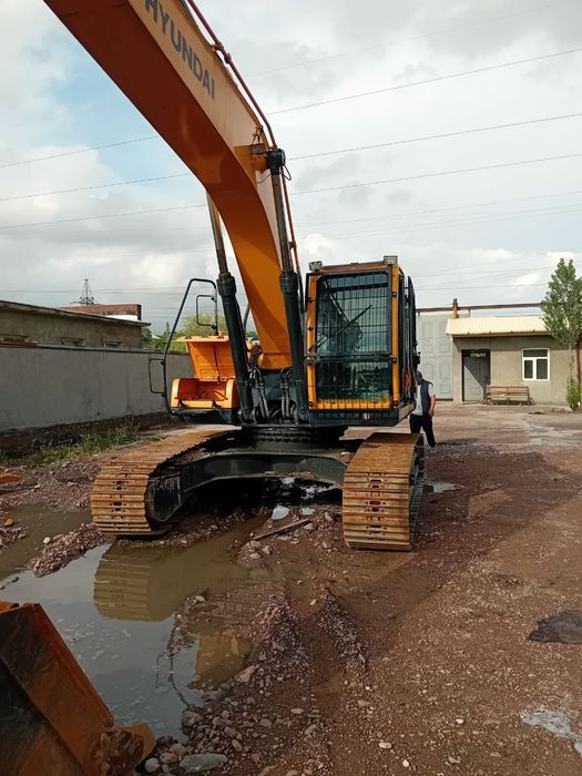 Продается эксковатор гусеничный
