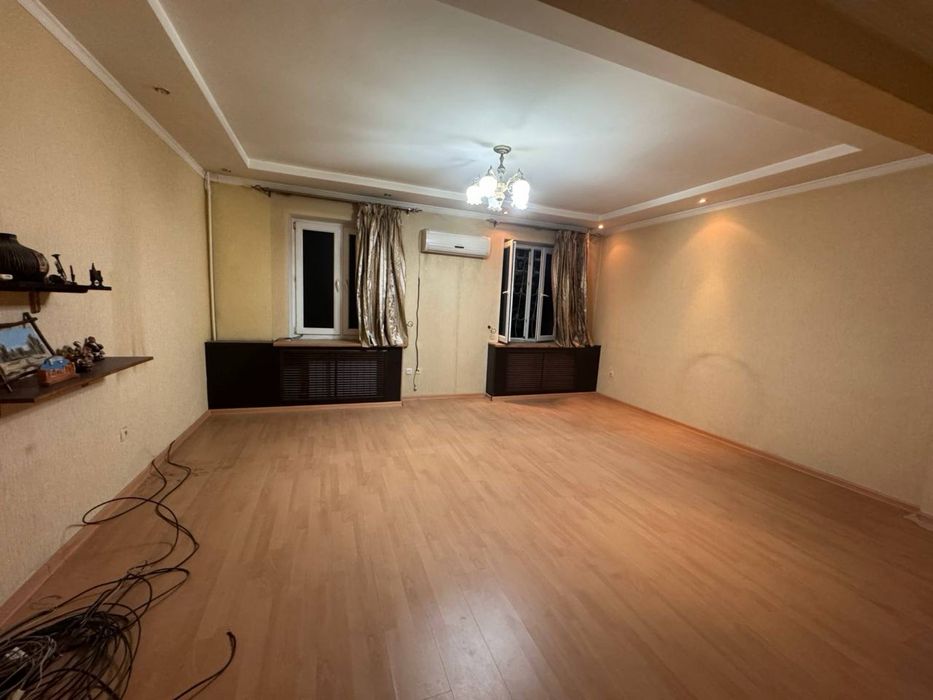 Продажа квартиры под офис Нукусская 157 кв.м. 4 комнаты