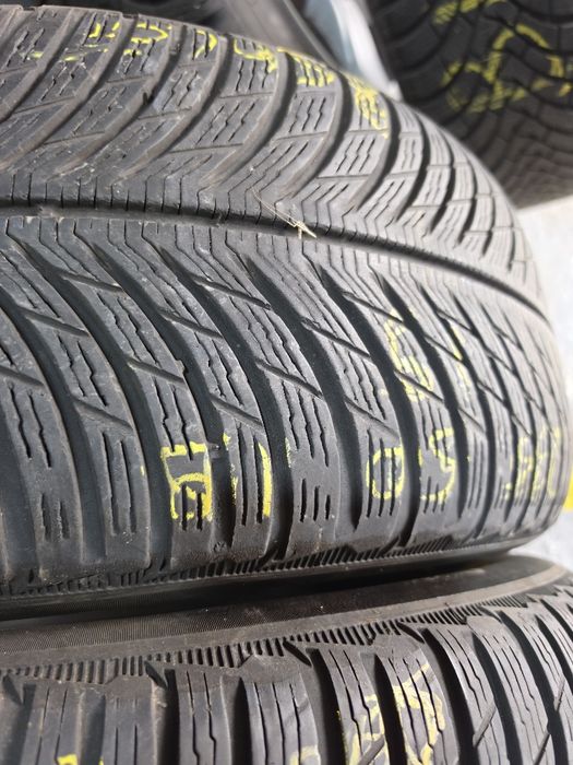 235 50 19 iarna michelin