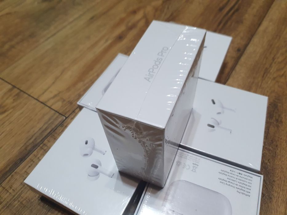 Vând Airpods pro
