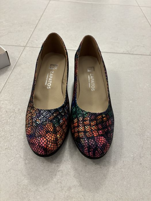 Pantofi din piele naturala marimea 40