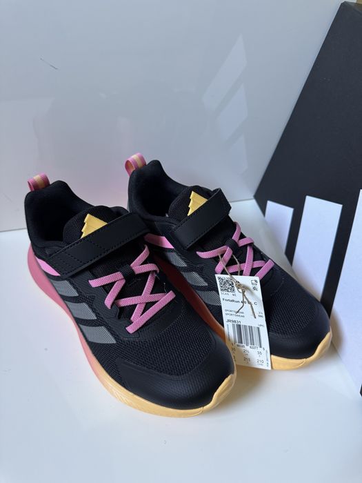 Кроссовки из Америки 35 размер Adidas original
