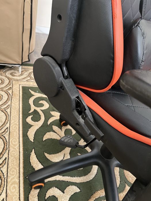 Игровой кресло cougar armor one