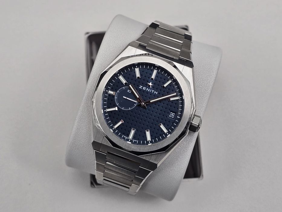 Нов!  Zenith Defy Skyline- мъжки часовник