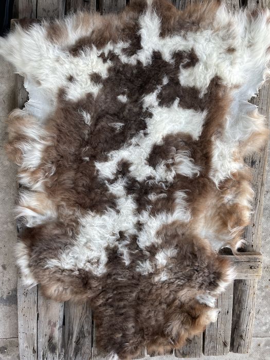 Агнешки кожи обработени топ качество