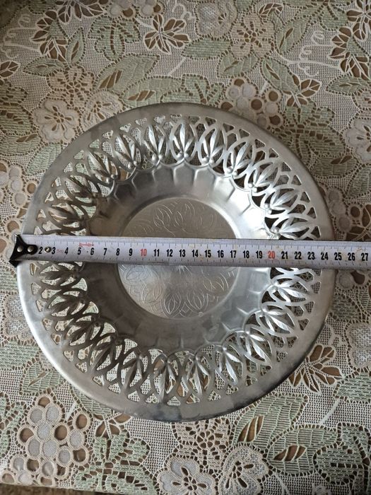 Продам алюминивую тарелку
