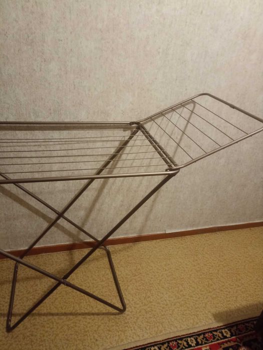 Продам сушилку для белья