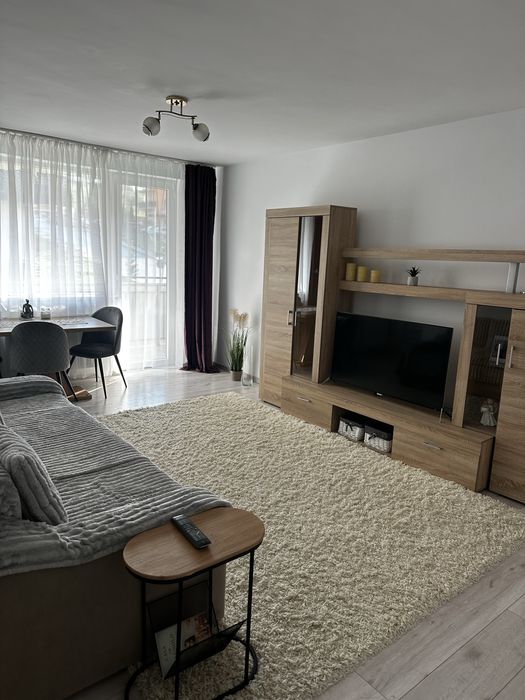 Apartament de inchiriat!