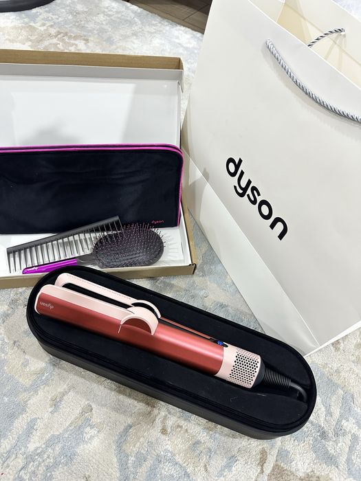 Выпрямитель для волос Dyson Airstrait