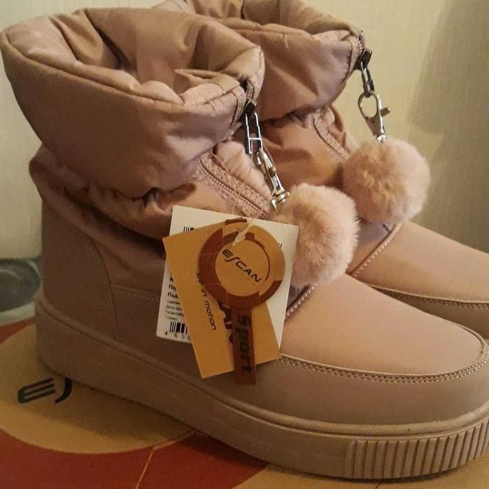 Новые сапоги. Импортные. Зима