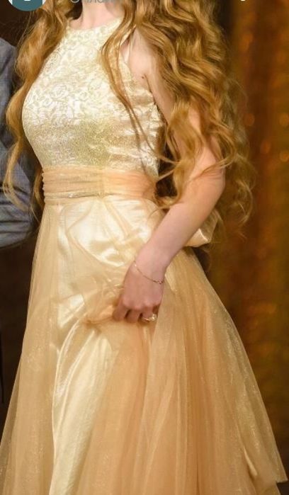 Платье на выпускной вечернее