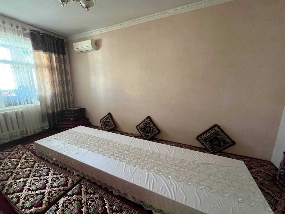 otash kabab yanda  75 kv kvartira satiladi