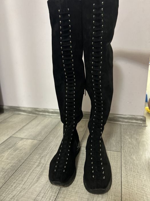 Продается новая обувь