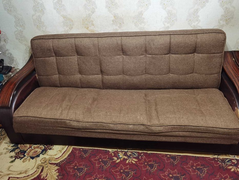 Продам диван и 2 кресла