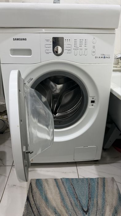 Продаю стиральную машину Самсунг