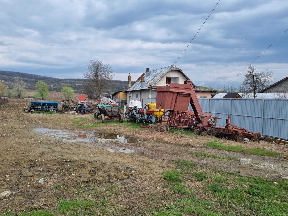 Tractor Universal 445