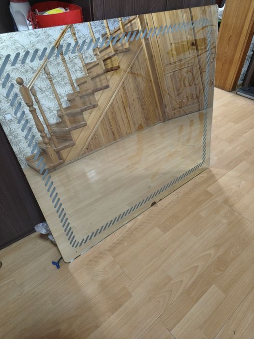 Продам б)у зеркало для ванной ,120*100 см