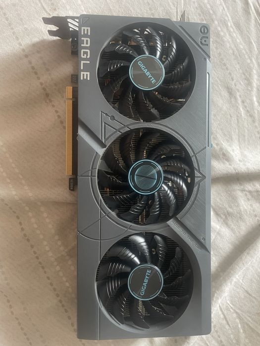 Видеокарта GeForce RTX 4070